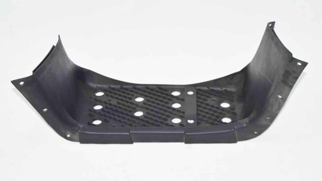 ÖN BASAMAK PLASTİĞİ SOL ( LH 300 )